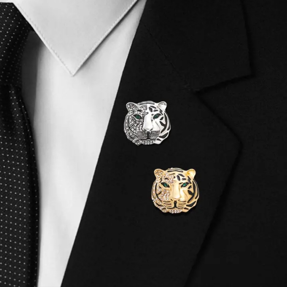 Water Tiger Brooch Men/Women Unisex Goldtone Jeweled - Picture 3 of 4
